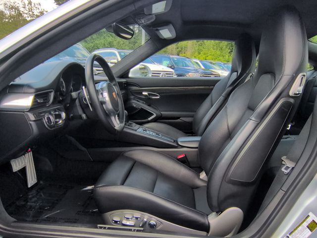 Thumbnail: 2015 Porsche 911 - 10