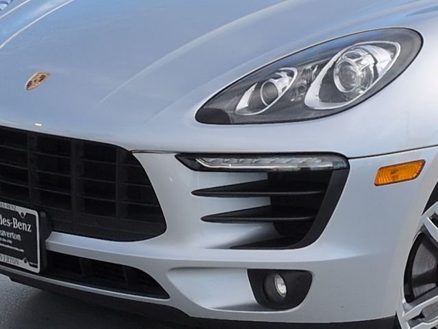 Thumbnail: 2018 Porsche Macan - 25