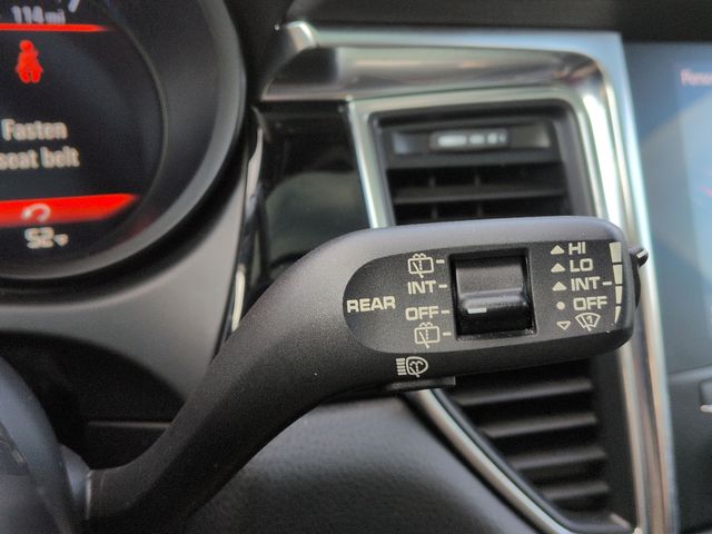 Thumbnail: 2018 Porsche Macan - 33