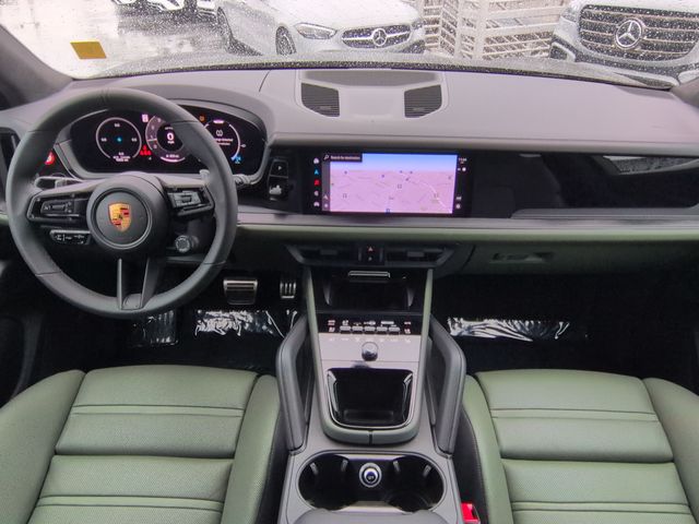 Thumbnail: 2025 Porsche Cayenne - 9