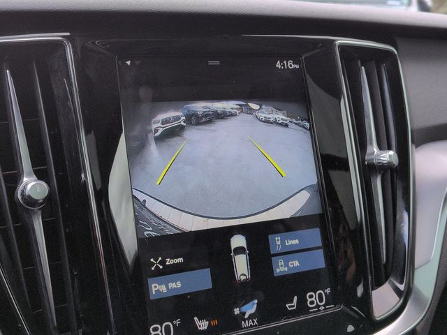 Thumbnail: 2020 Volvo V60 - 33