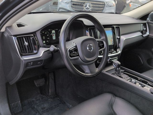 Thumbnail: 2020 Volvo V60 - 2