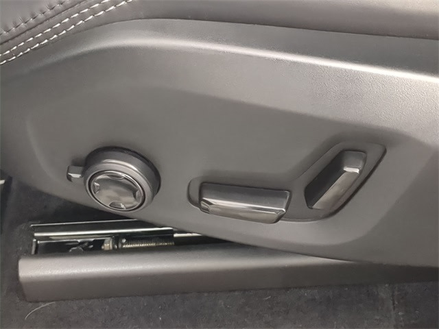 Thumbnail: 2024 Volvo XC90 - 25