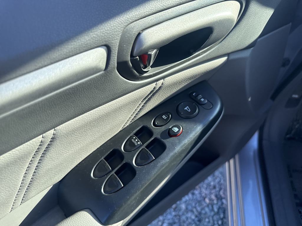 Thumbnail: 2011 Honda Civic - 20