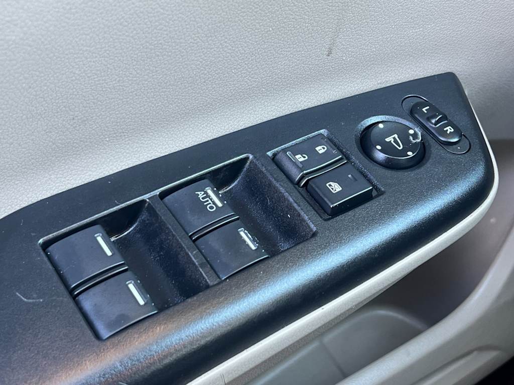 Thumbnail: 2012 Honda Civic - 23