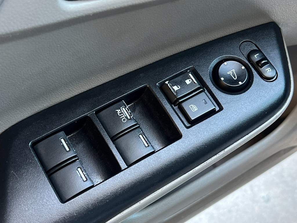 Thumbnail: 2013 Honda Civic - 23