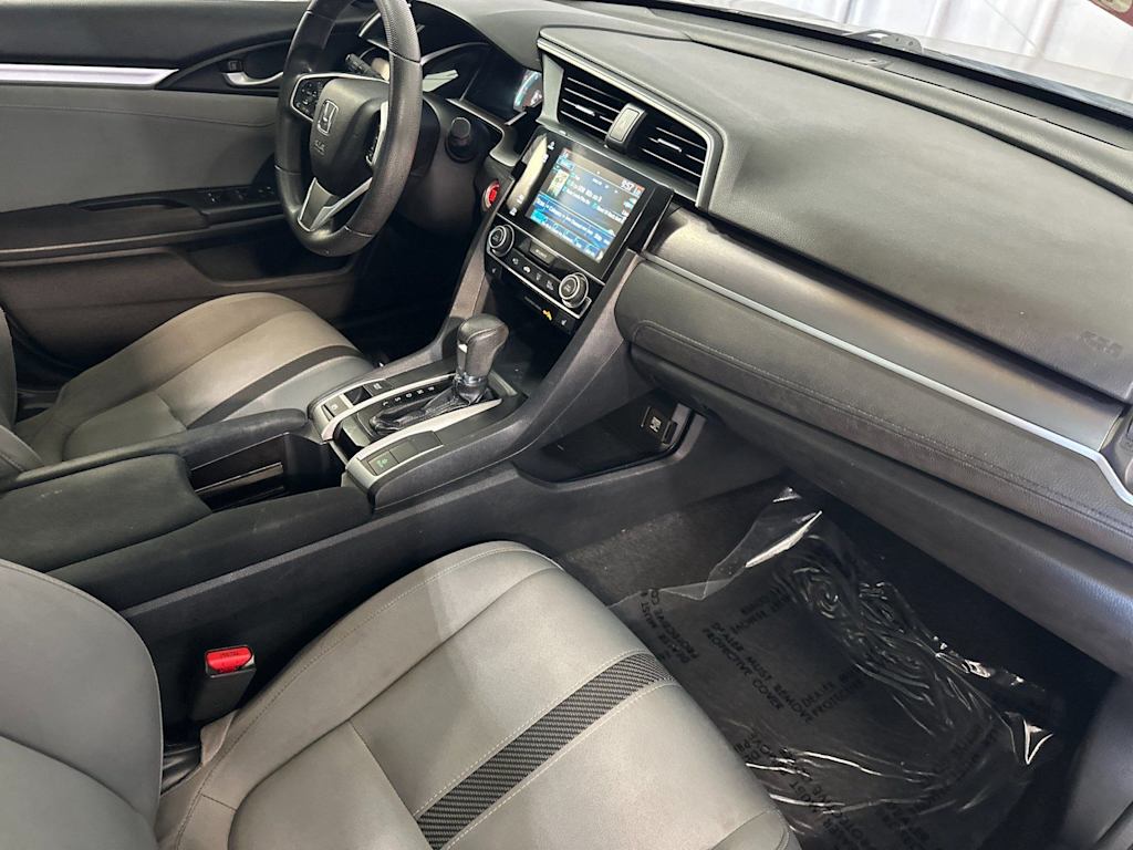 Thumbnail: 2016 Honda Civic - 12