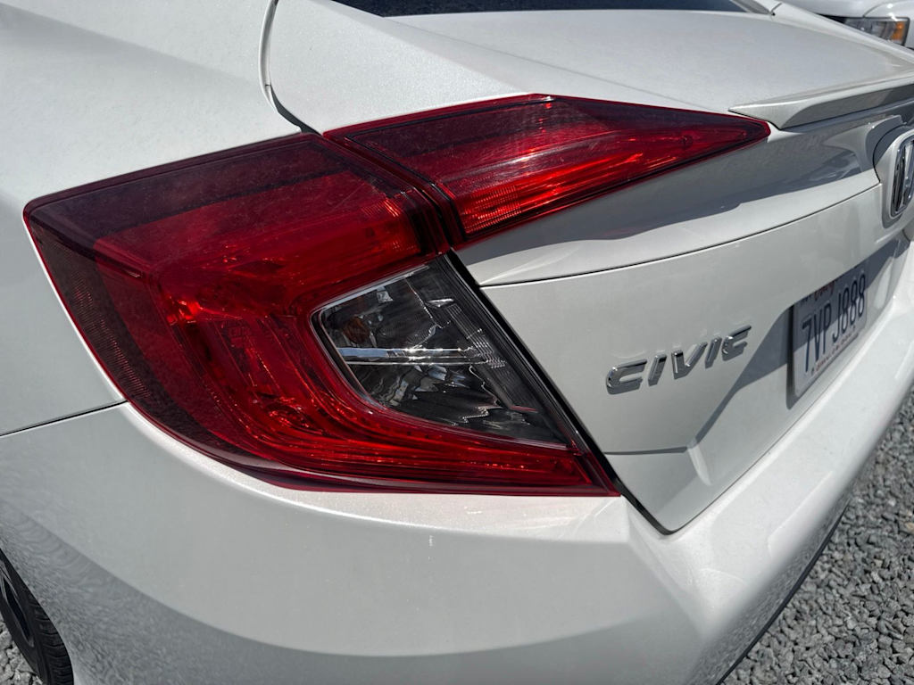 Thumbnail: 2017 Honda Civic - 18