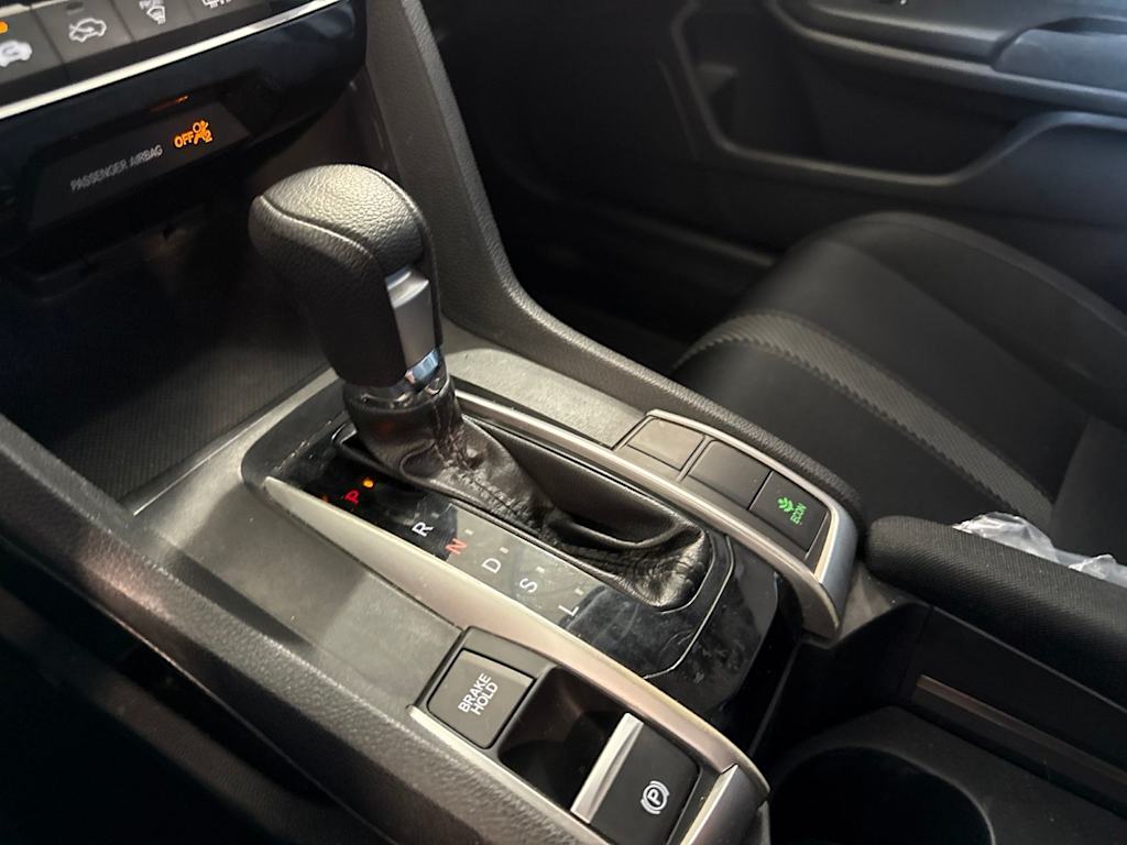 Thumbnail: 2017 Honda Civic - 26