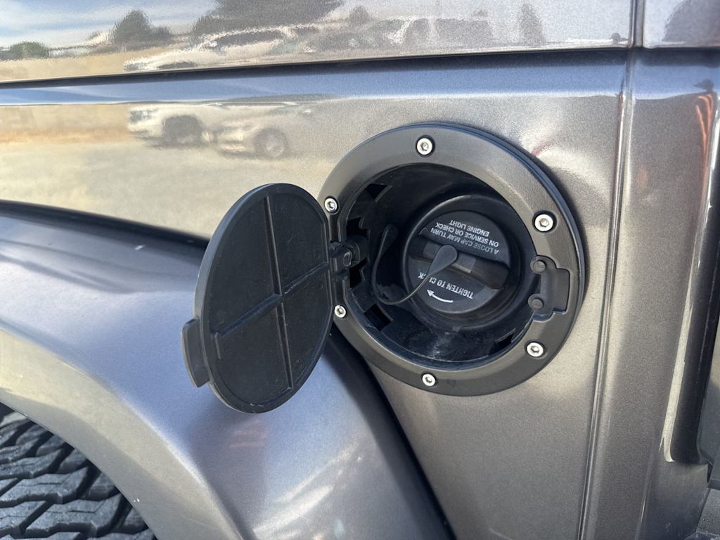 Thumbnail: 2014 Jeep Wrangler - 19