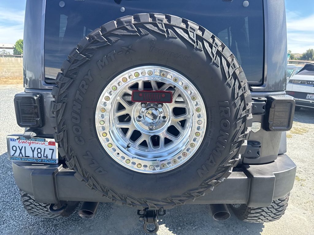 Thumbnail: 2014 Jeep Wrangler - 21