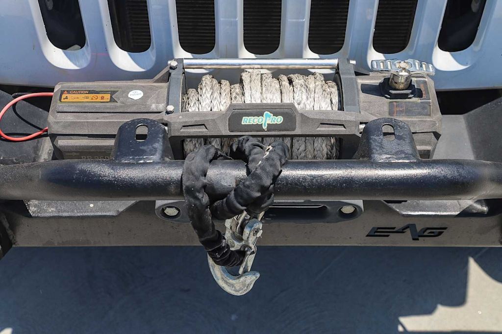 Thumbnail: 2017 Jeep Wrangler - 18