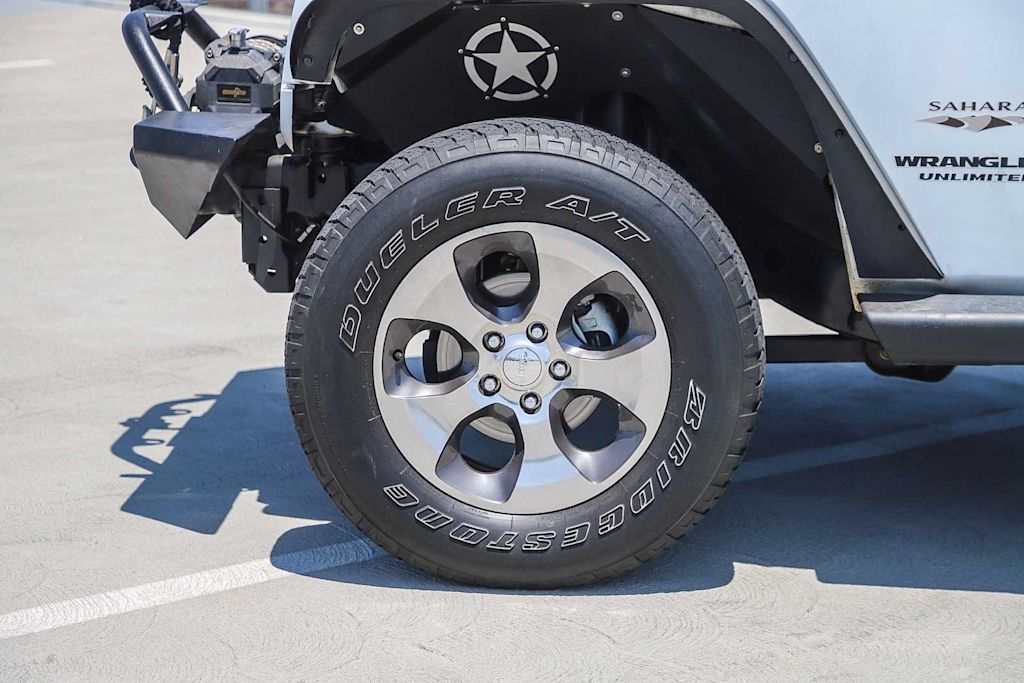 Thumbnail: 2017 Jeep Wrangler - 7