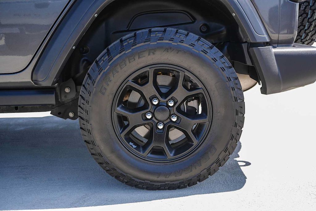 Thumbnail: 2022 Jeep Wrangler - 4