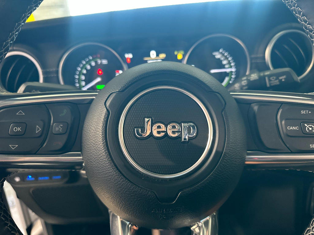 Thumbnail: 2023 Jeep Wrangler - 27