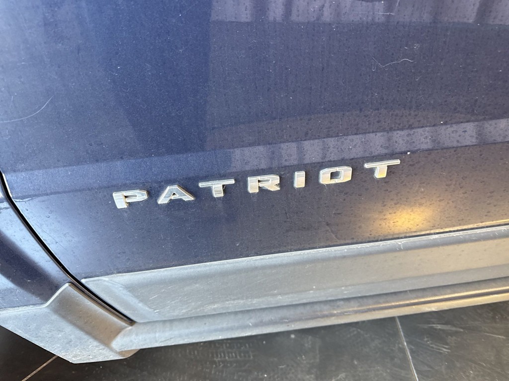 Thumbnail: 2015 Jeep Patriot - 6
