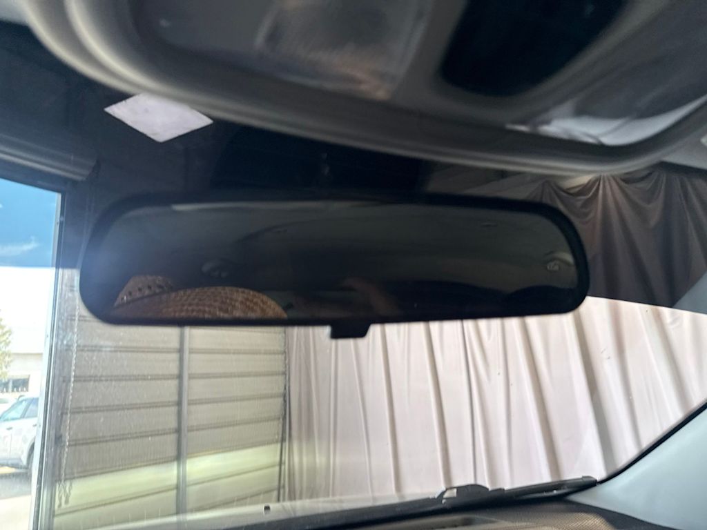 Thumbnail: 2019 Jeep Cherokee - 27