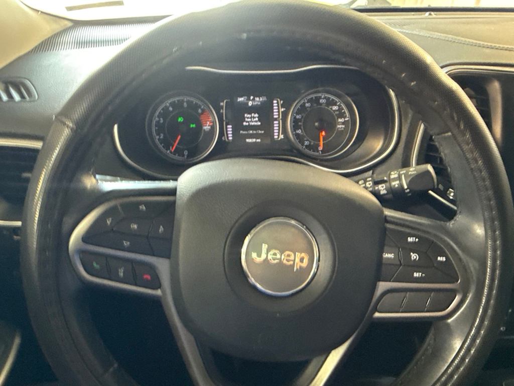 Thumbnail: 2019 Jeep Cherokee - 2