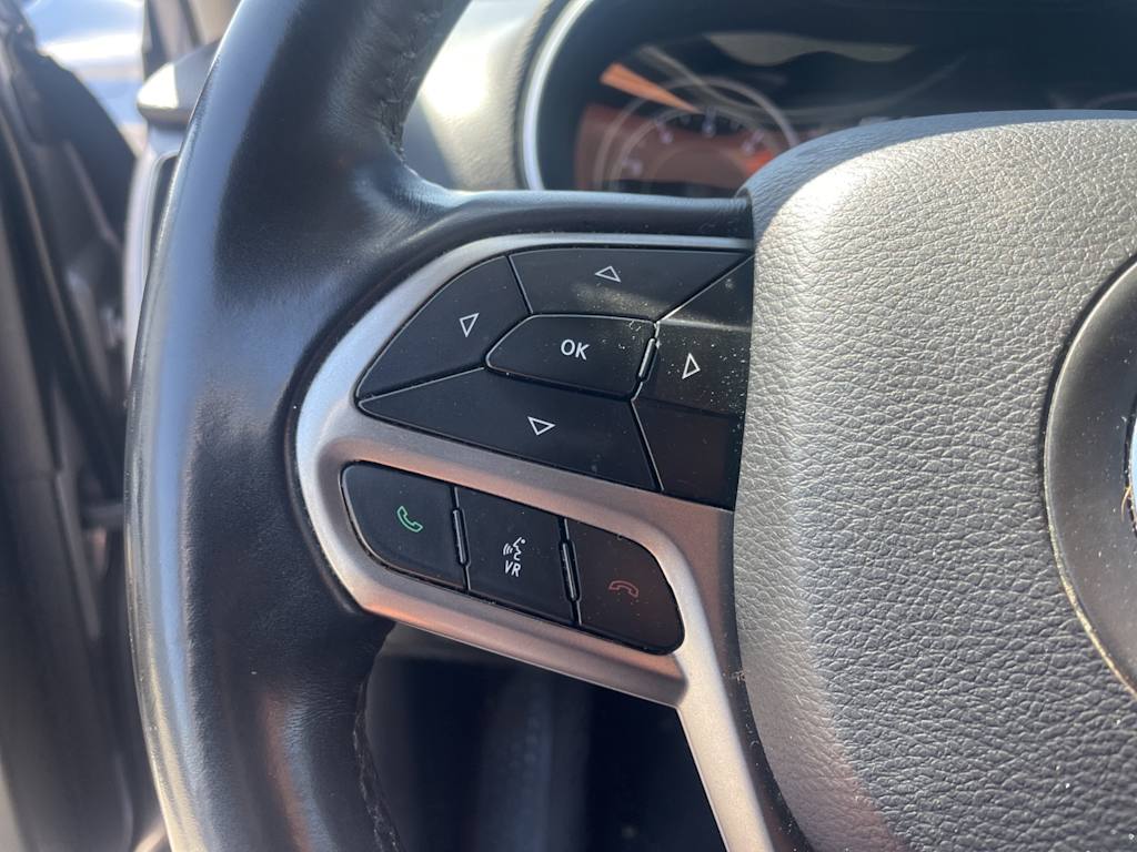 2019 Jeep Cherokee Latitude 23