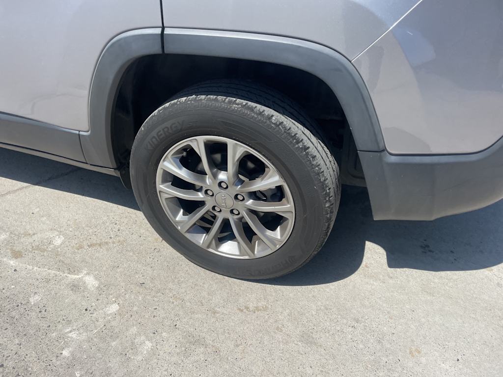 2019 Jeep Cherokee Latitude 6