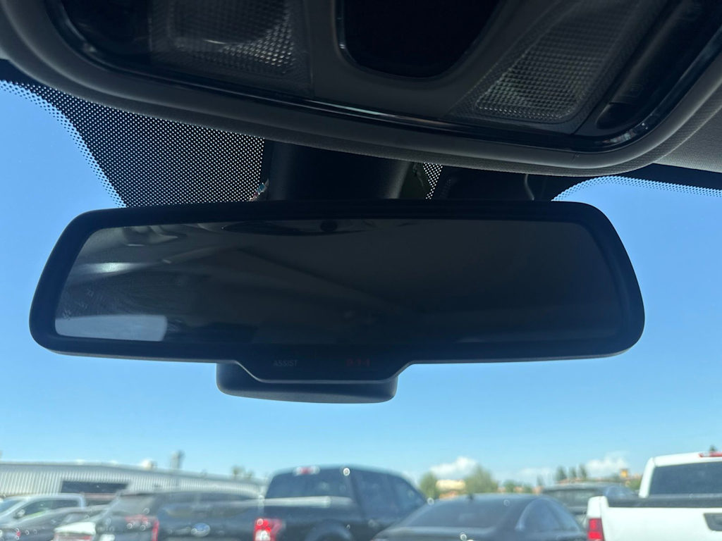 Thumbnail: 2018 Jeep Cherokee - 29