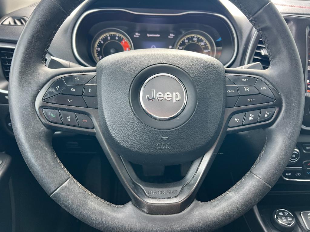 Thumbnail: 2021 Jeep Cherokee - 29