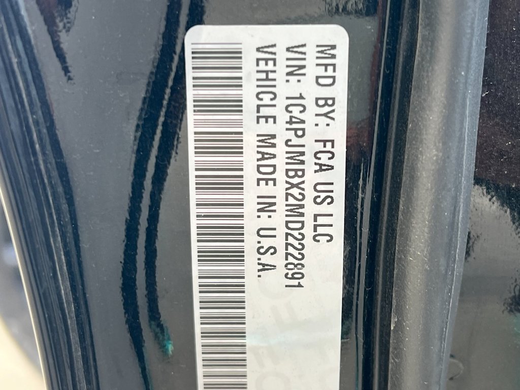 Thumbnail: 2021 Jeep Cherokee - 33