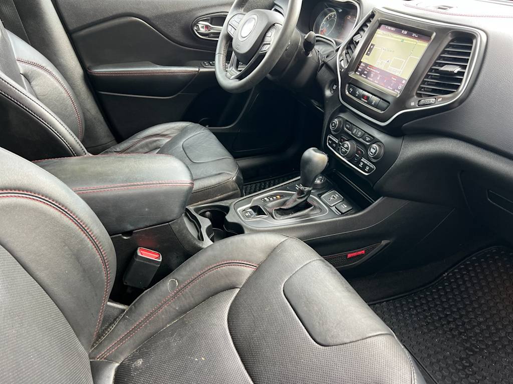 Thumbnail: 2021 Jeep Cherokee - 12