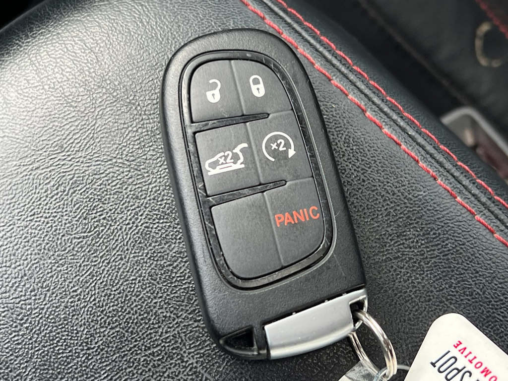 Thumbnail: 2021 Jeep Cherokee - 17