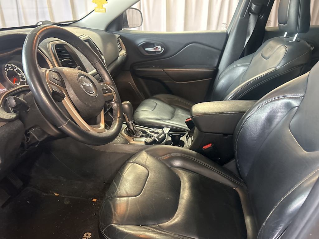 Thumbnail: 2015 Jeep Cherokee - 7