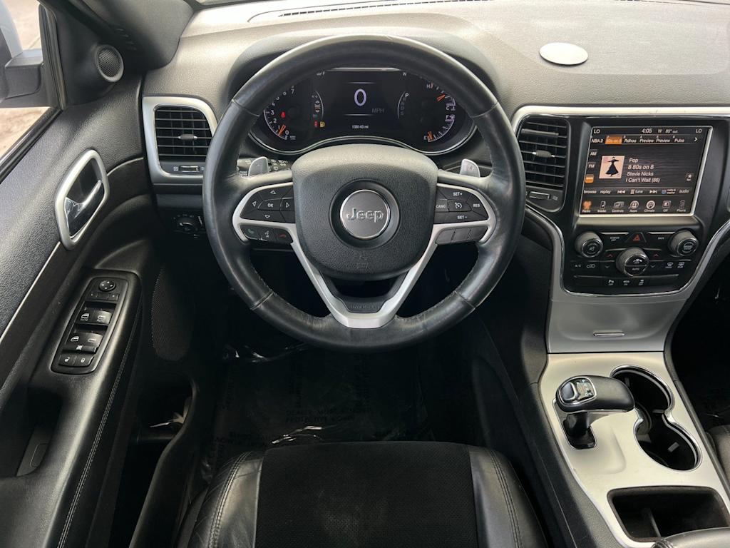 Thumbnail: 2015 Jeep Grand Cherokee - 11