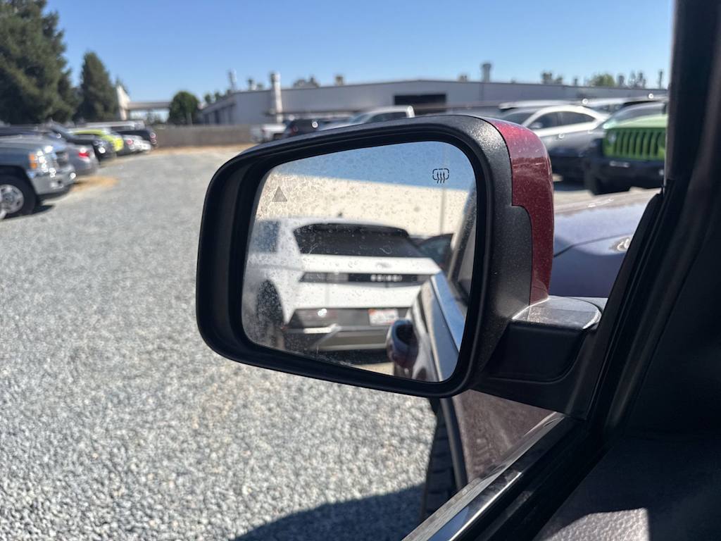 Thumbnail: 2021 Jeep Grand Cherokee - 24