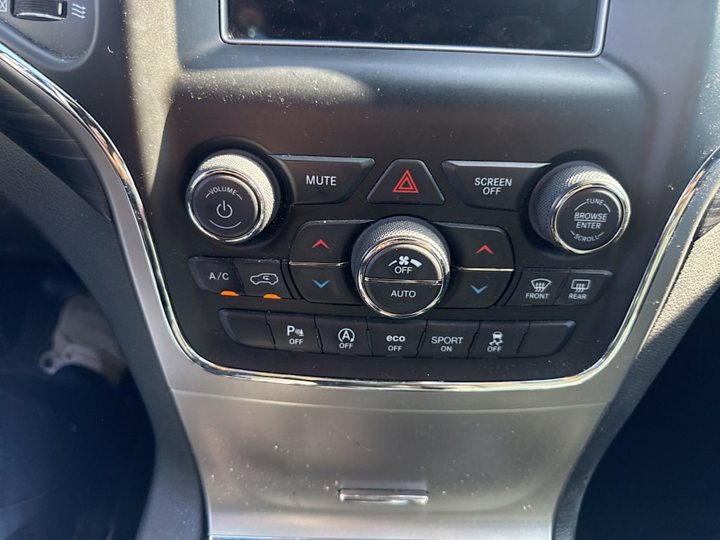 Thumbnail: 2021 Jeep Grand Cherokee - 27