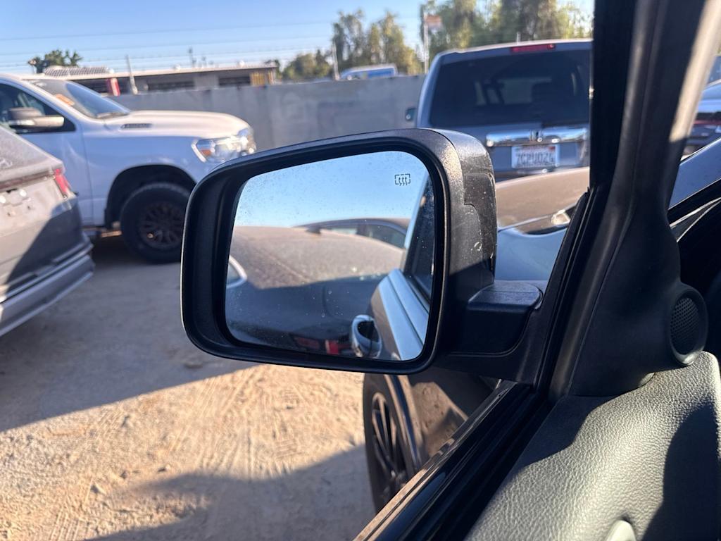 Thumbnail: 2017 Jeep Grand Cherokee - 22