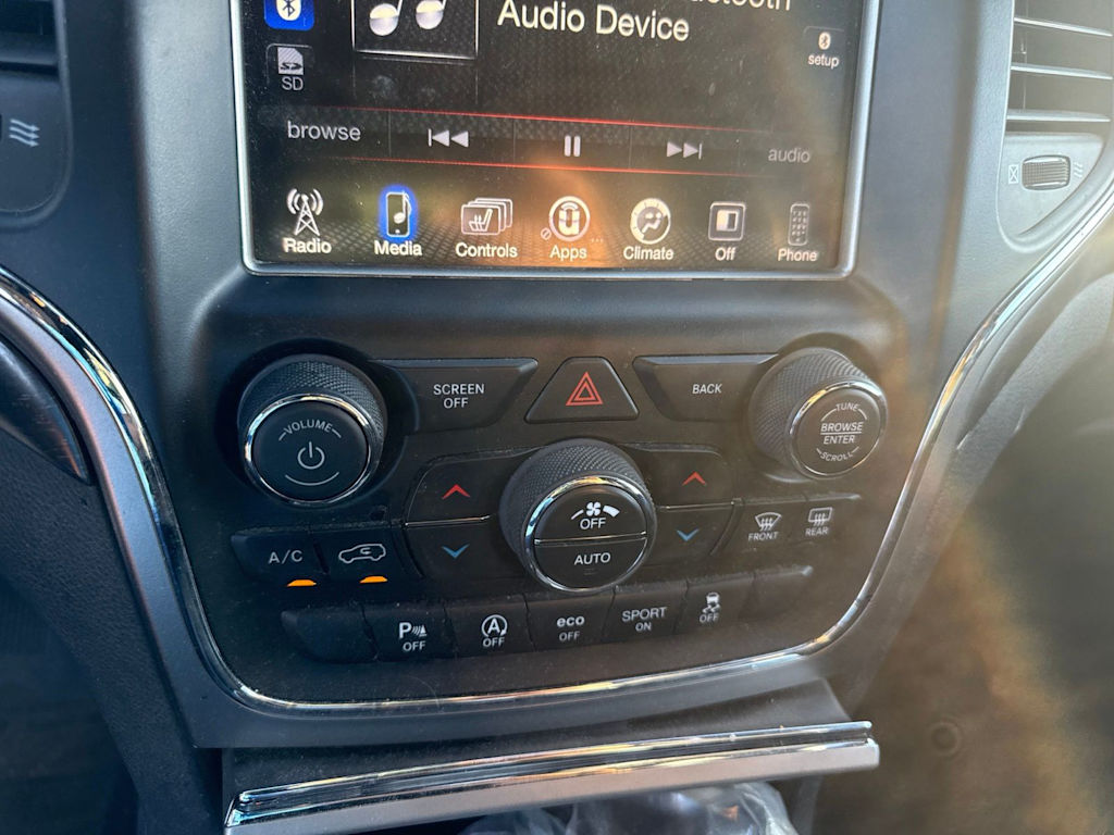 Thumbnail: 2017 Jeep Grand Cherokee - 26