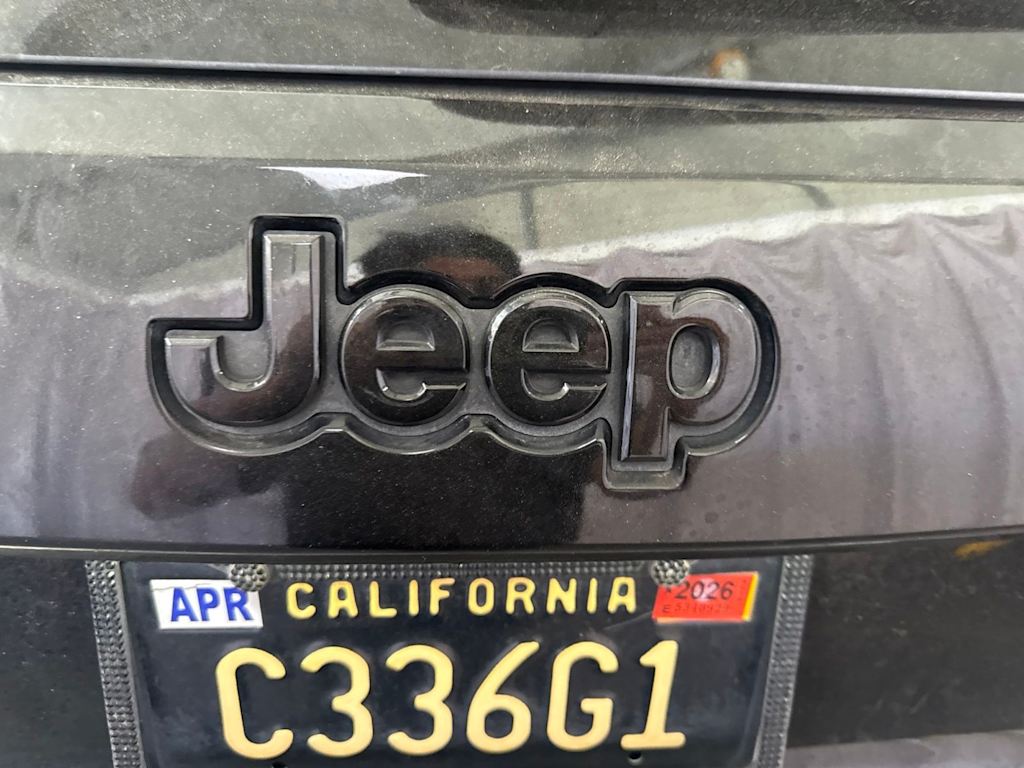 Thumbnail: 2020 Jeep Grand Cherokee - 19