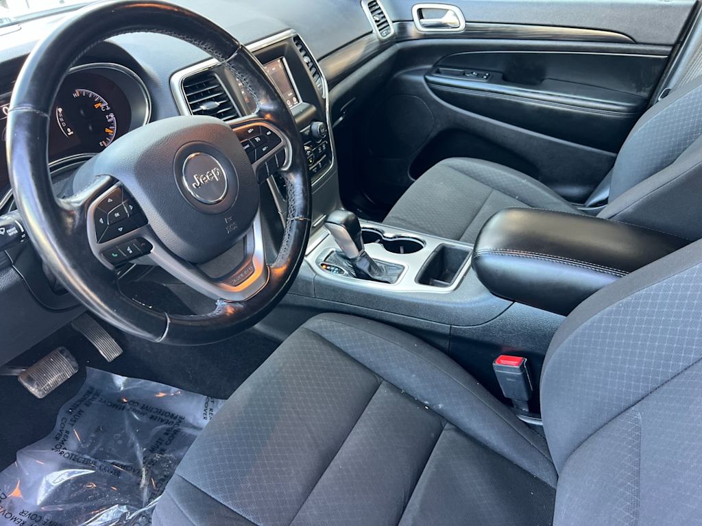 Thumbnail: 2020 Jeep Grand Cherokee - 10