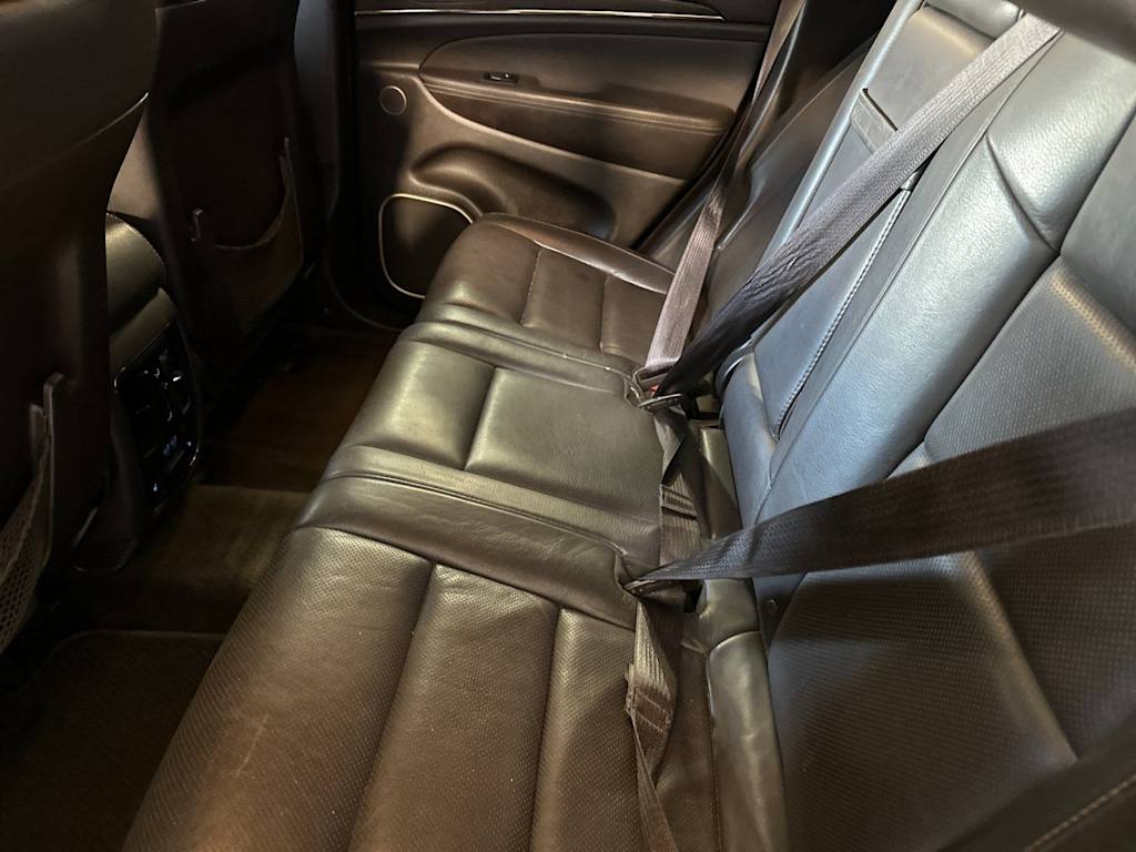 Thumbnail: 2015 Jeep Grand Cherokee - 10