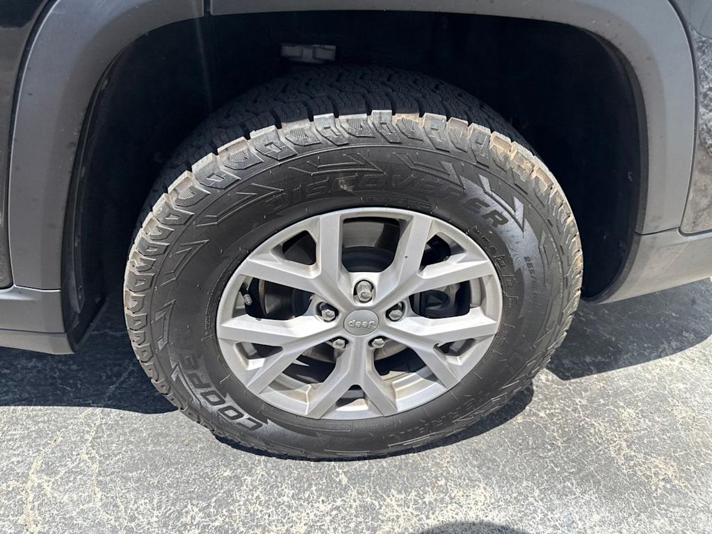 Thumbnail: 2021 Jeep Grand Cherokee L - 8