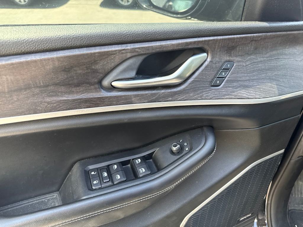 Thumbnail: 2021 Jeep Grand Cherokee L - 23