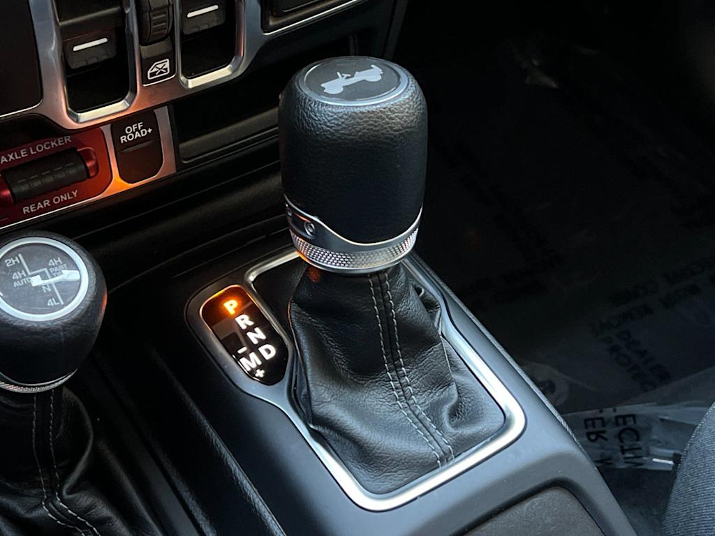 Thumbnail: 2024 Jeep Wrangler - 15
