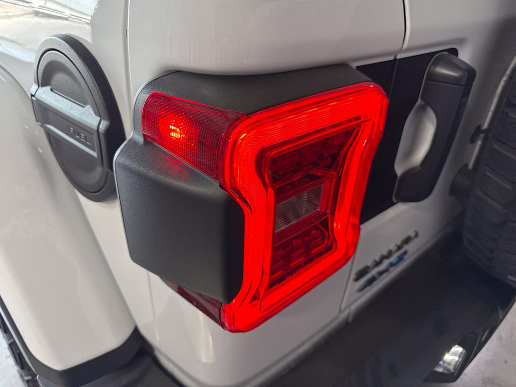 Thumbnail: 2025 Jeep Wrangler - 20