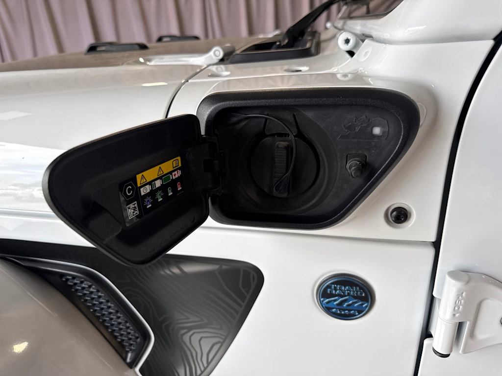 Thumbnail: 2025 Jeep Wrangler - 19
