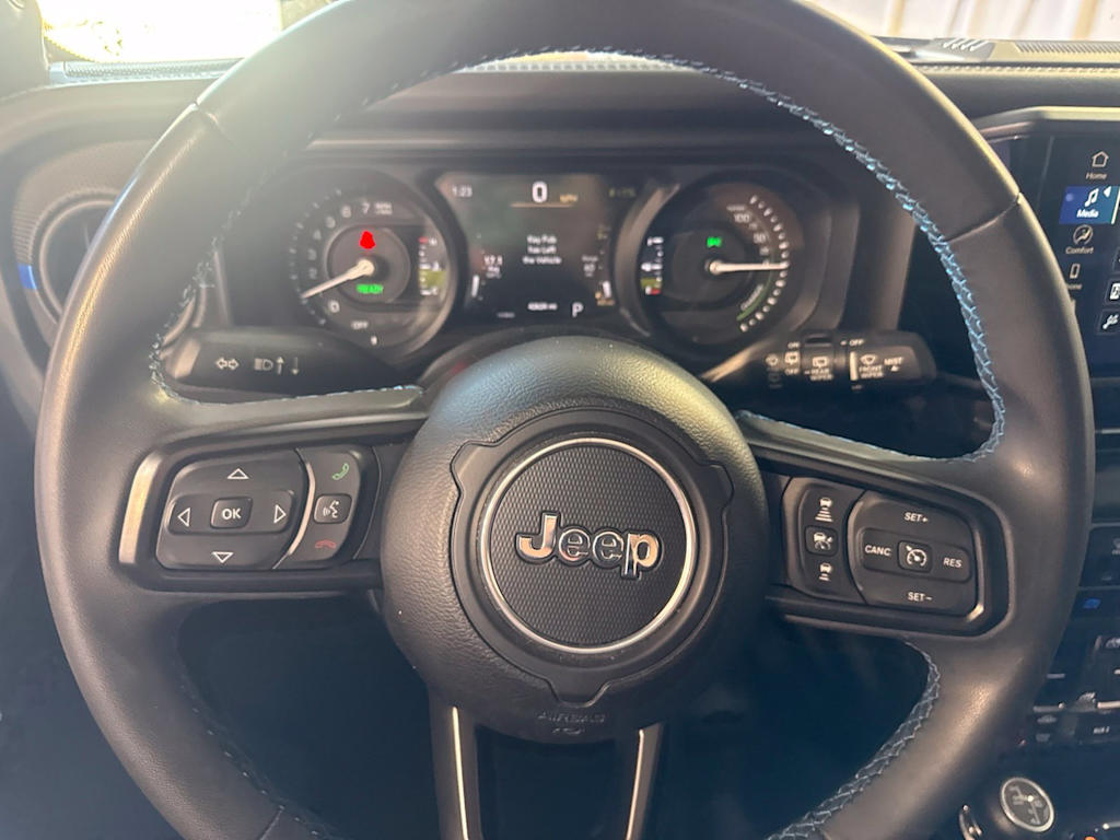 Thumbnail: 2024 Jeep Wrangler - 24