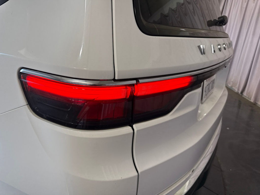 Thumbnail: 2024 Jeep Wagoneer - 19