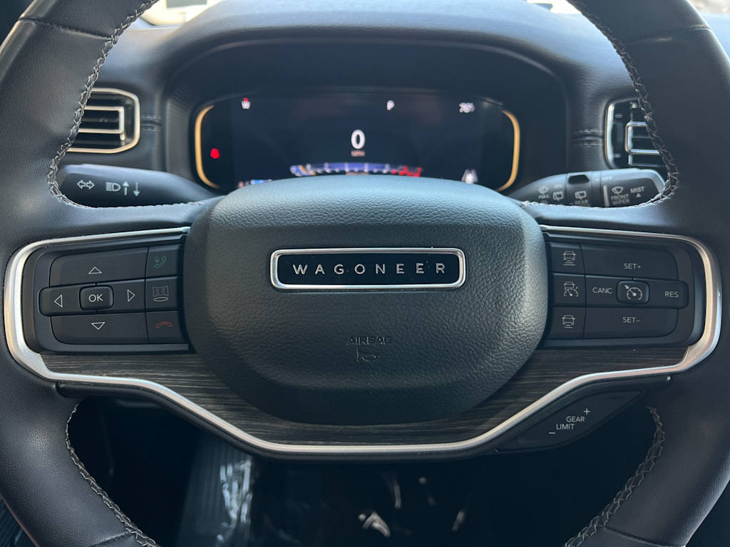 Thumbnail: 2024 Jeep Wagoneer - 28