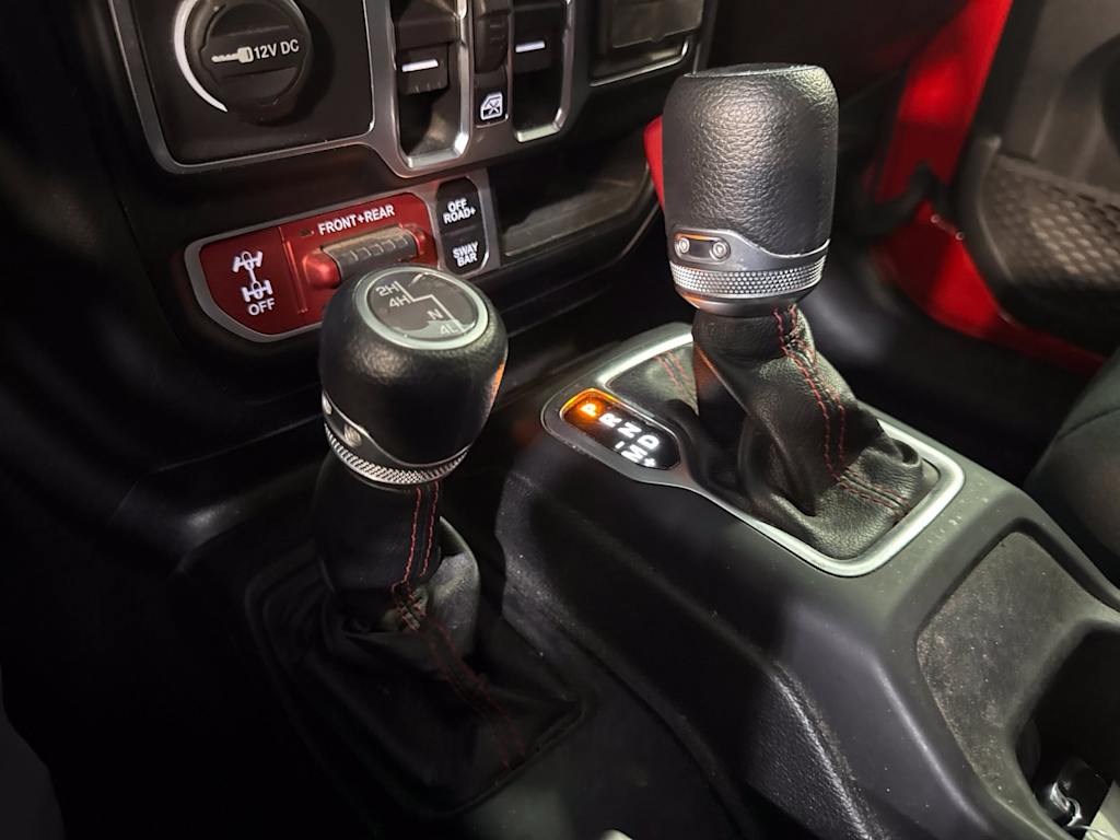 Thumbnail: 2021 Jeep Gladiator - 11