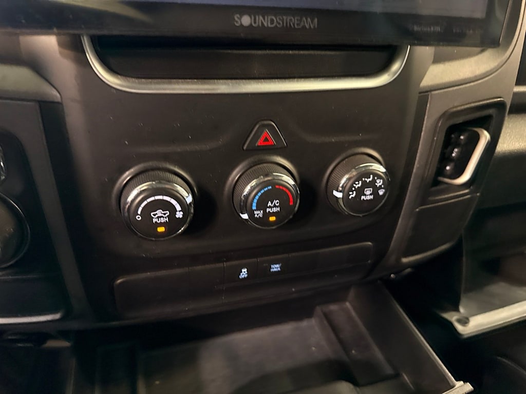 Thumbnail: 2018 RAM 1500 - 27