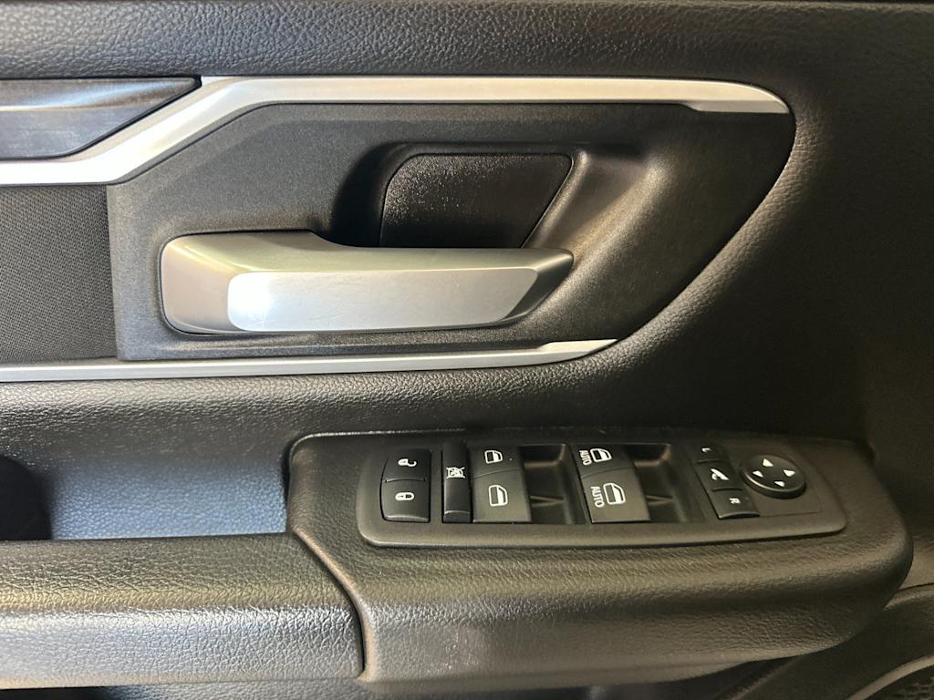 Thumbnail: 2023 RAM 1500 - 21