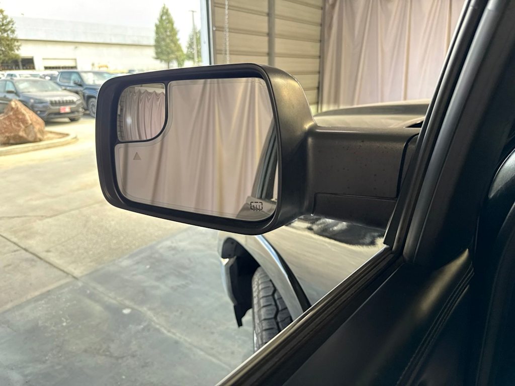 Thumbnail: 2022 RAM 1500 - 25